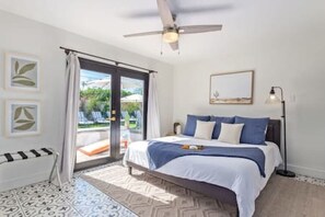 4 bedrooms, desk, iron/ironing board, travel crib