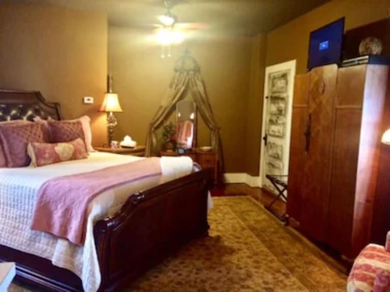 Mary Kate Doyle Suite - Texas