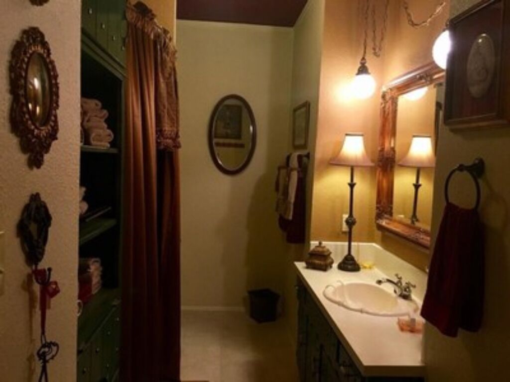 Hair dryer, towels