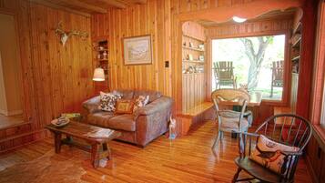 Smart TV, DVD player, books, video library
