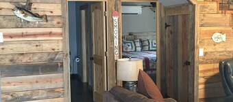 #3 Fall Creek Cabins  1 mile from Lake Norfork and Mtn. Home Ar.