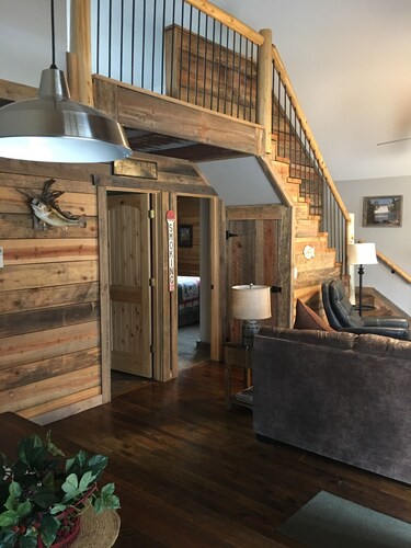 #3 Fall Creek Cabins  1 mile from Lake Norfork and Mtn. Home Ar.