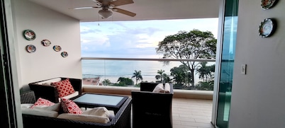 Totally Beachfront at Bahia, Amazing Prices, Luxurious, Resort-style Amenities