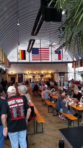 POOLSIDE PARADISE!! WATERWHEEL CONDO 2 POOLS/4 HOT TUBS/Guadalupe RIVER