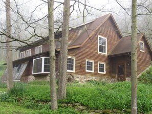 Exterior - Country Retreat Nestled in Wooded Valley


 (Spring Grove)
