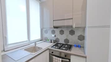 Appartement Luxe, coin cuisine | Cuisine privée | Réfrigérateur, bouilloire électrique