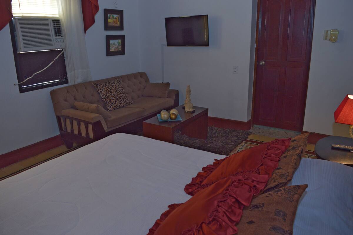 Double Room | 1 bedroom, premium bedding, in-room safe, soundproofing