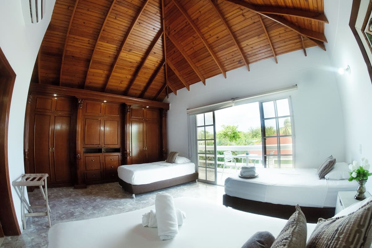 superior room | in-room safe, bed sheets