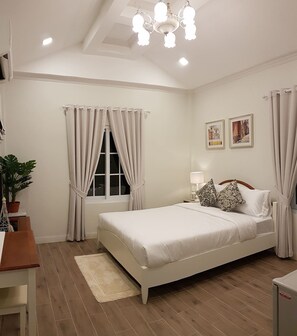 Rollaway beds, free WiFi