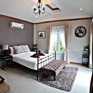 Suite with Pool View  | Camas extra y wifi gratis 