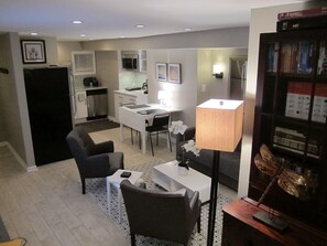 Interior - Stunning, Stylish Flat, Cool Neighborhood Close to Everything (Washington)