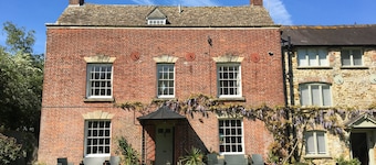 Charming, historic mill close to the Cotswold Way in North Nibley<br>