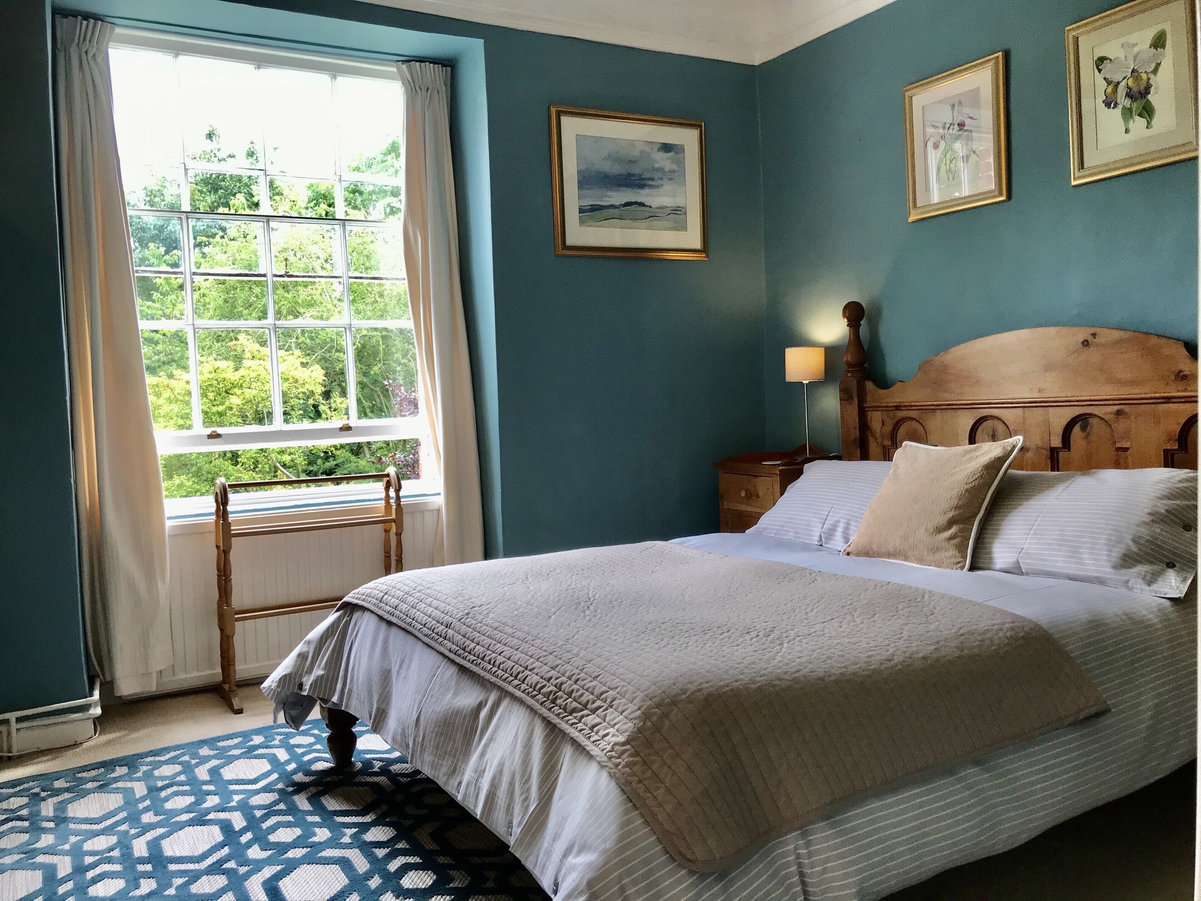 4 bedrooms, iron/ironing board, travel cot, free WiFi