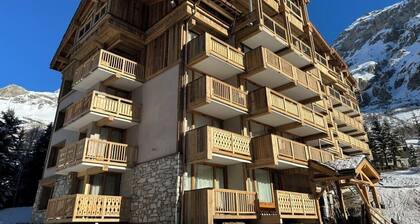 3 comfortable and bright rooms, beautiful view of Solaise and the Daille