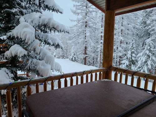 Kimberley Cabin - Between Waterfall Creek Golf & Ski Hill