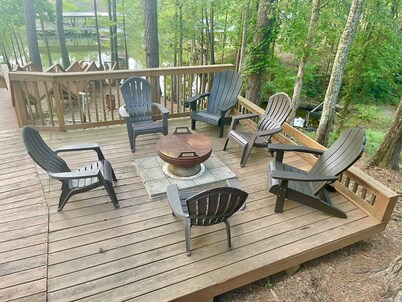 Charming Cottage Snuggled in Main Lake Cove with Perfect Location and Views