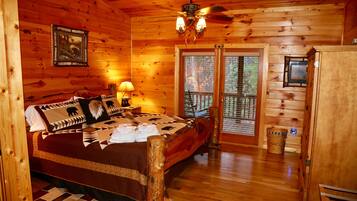 3 Schlafzimmer, Schreibtisch, Bügeleisen/Bügelbrett, kostenloses WLAN