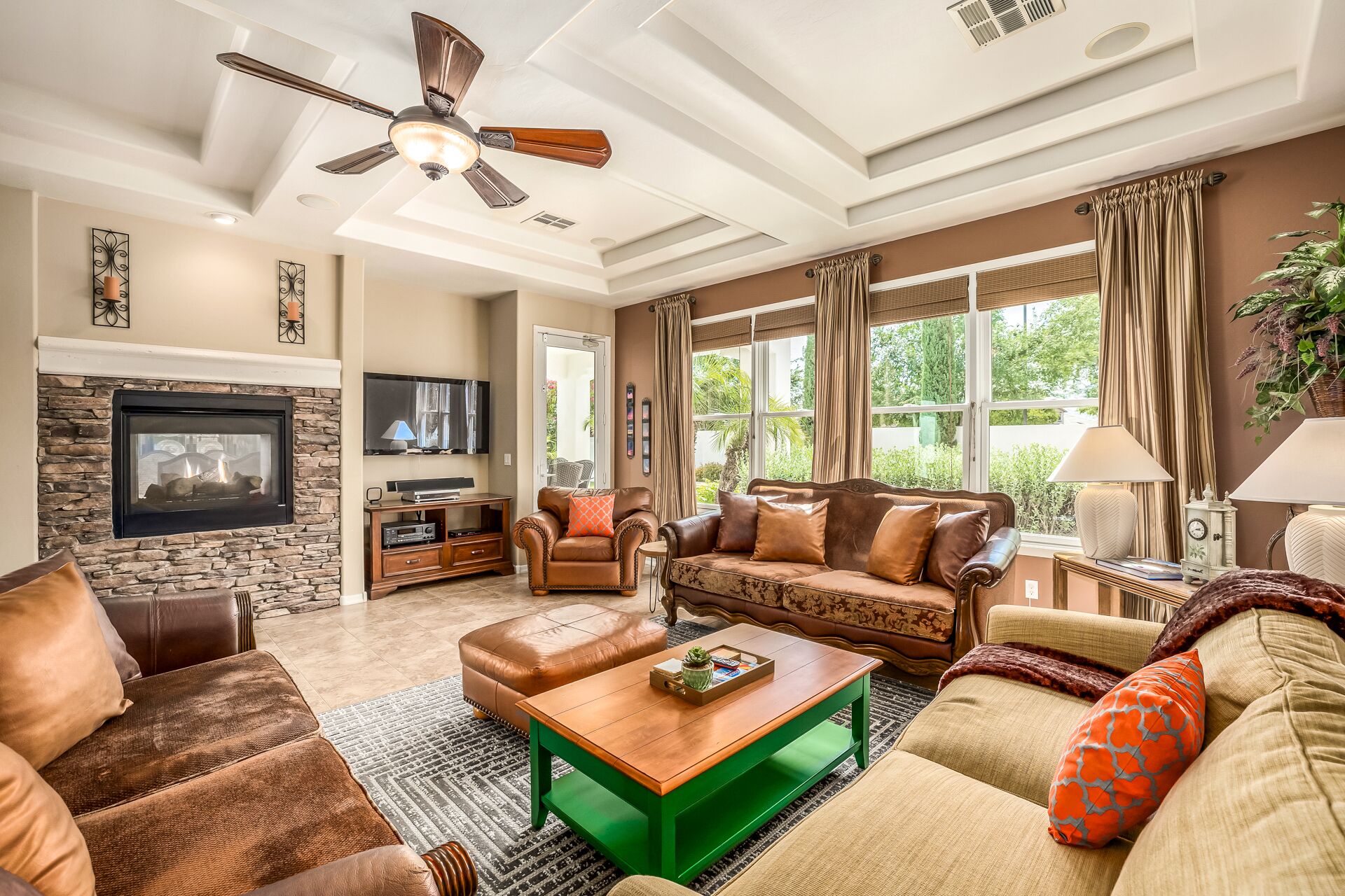 Smart TV, fireplace, books, music library