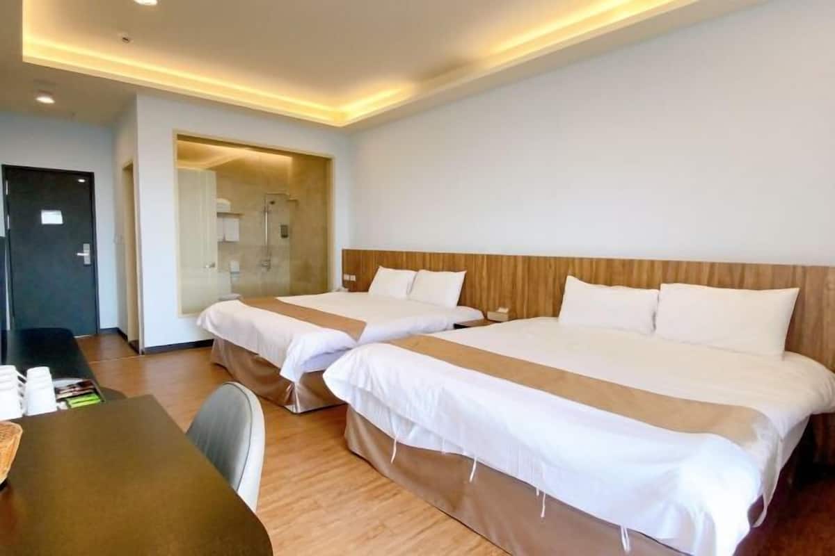 Blackout drapes, soundproofing, free WiFi, bed sheets