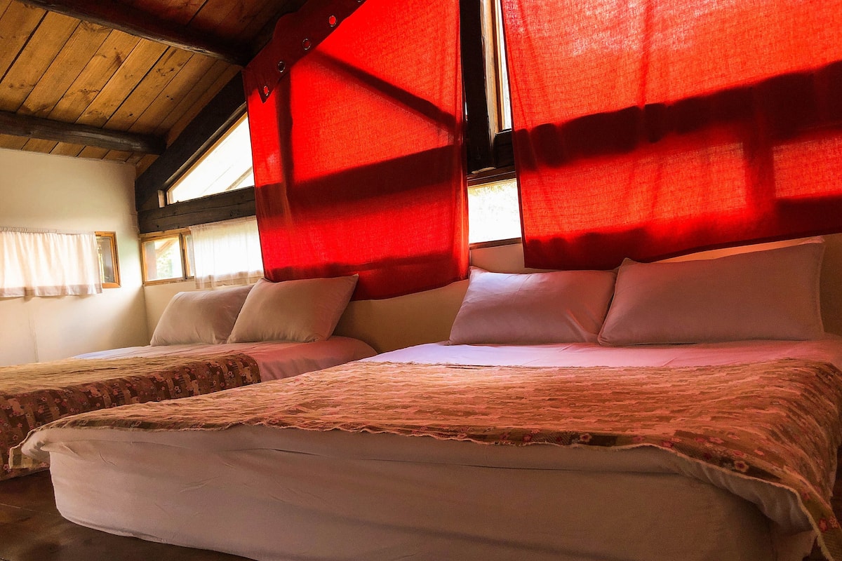 Basic Quadruple Room (Spring) | Blackout drapes, soundproofing, WiFi (free)