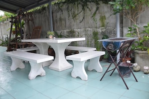 3-Bedroom Holiday Home | Terrace/patio - Rungrudee Homestay (Sattahip)