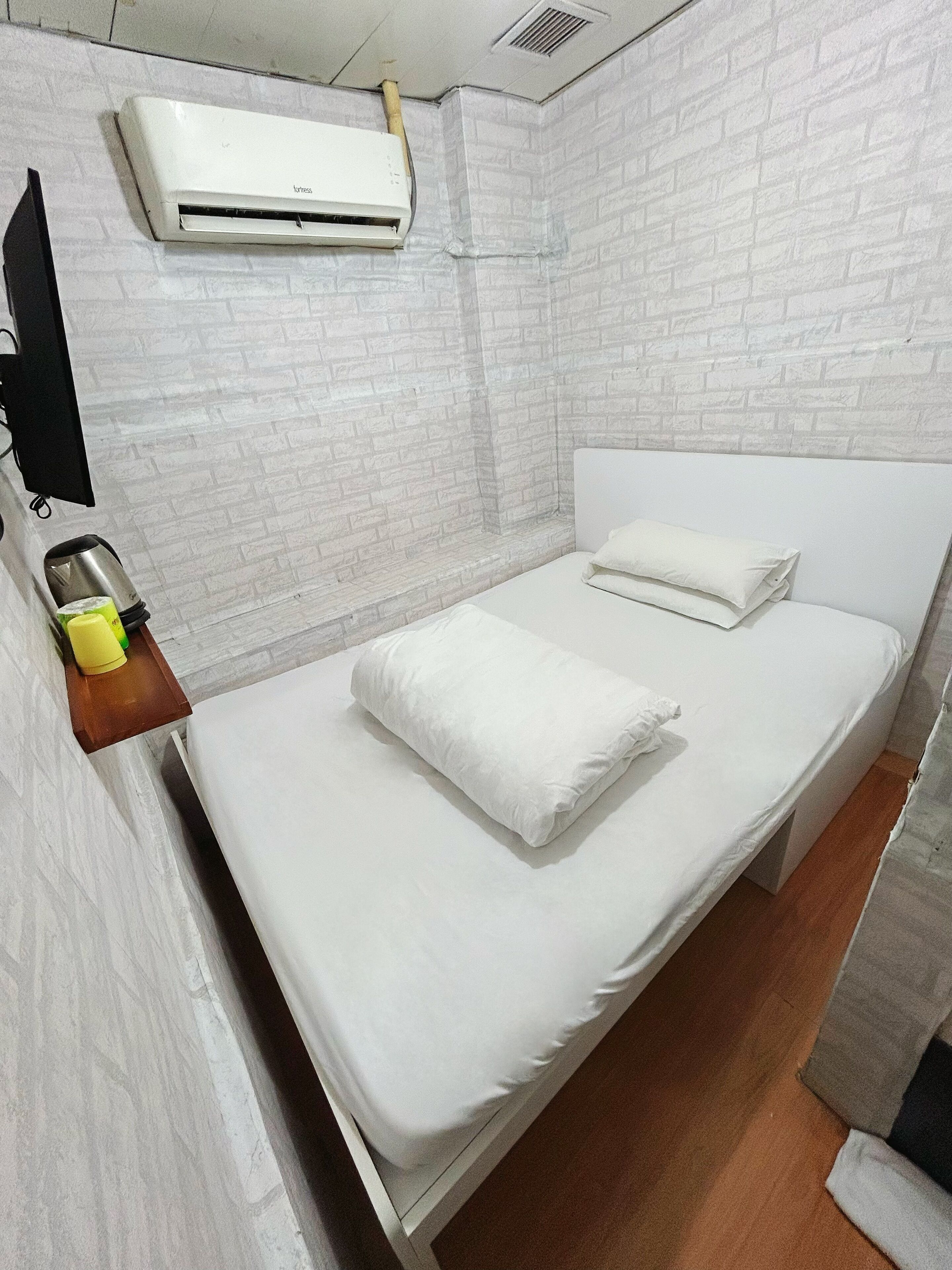 Double Room | Free WiFi