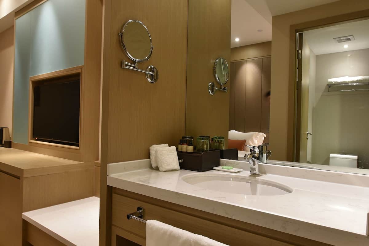 free toiletries, hair dryer, bathrobes, slippers