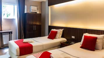 Deluxe Twin Room | Desk, free WiFi, bed sheets