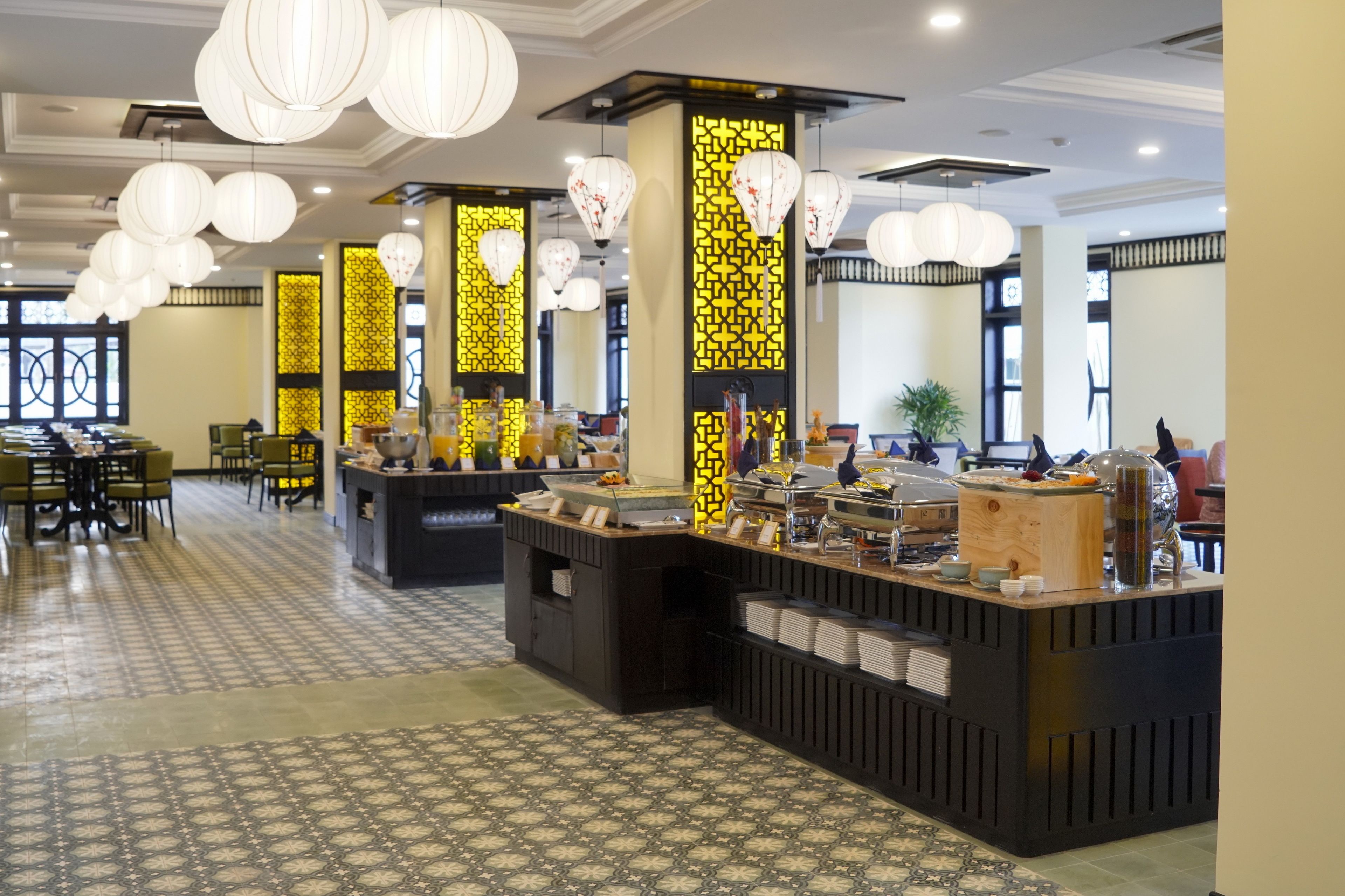 daily full breakfast (vnd 360000 per person)