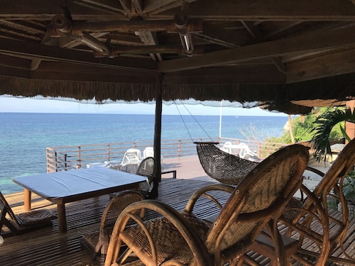 Nova Beach Resort