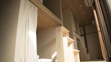 Gemeinsamer Schlafsaal, Gemischter Schlafsaal (8-bed) | Daunenbettdecken, kostenloses WLAN, Bettwäsche