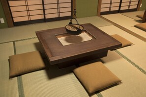 Interior - J-Hoppers Kumano Yunomine Guesthouse - Hostel (Tanabe)