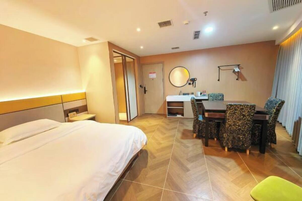 Desk, blackout drapes, free WiFi