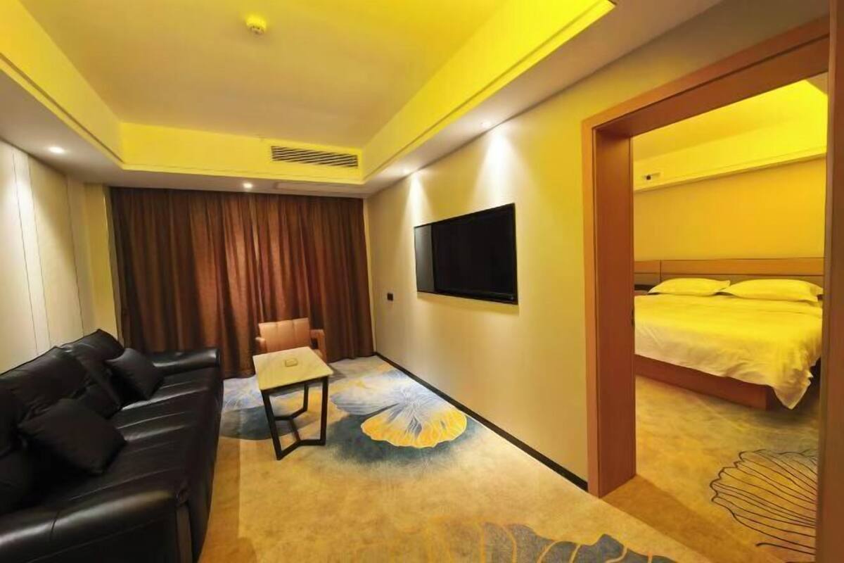 Desk, blackout drapes, free WiFi