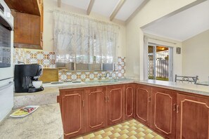 บ้านพัก, 3 ห้องนอน | 3 ห้องนอน, เตารีด/โต๊ะรีดผ้า