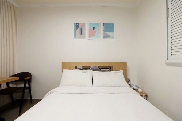 ห้องสแตนดาร์ดซิงเกิล | โต๊ะทำงาน, Wi-Fi ฟรี, ผ้าปูที่นอน