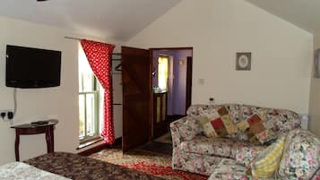 Soundproofing, iron/ironing board, free WiFi, bed sheets