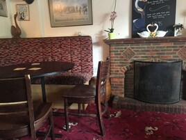 บาร์ (ในที่พัก)