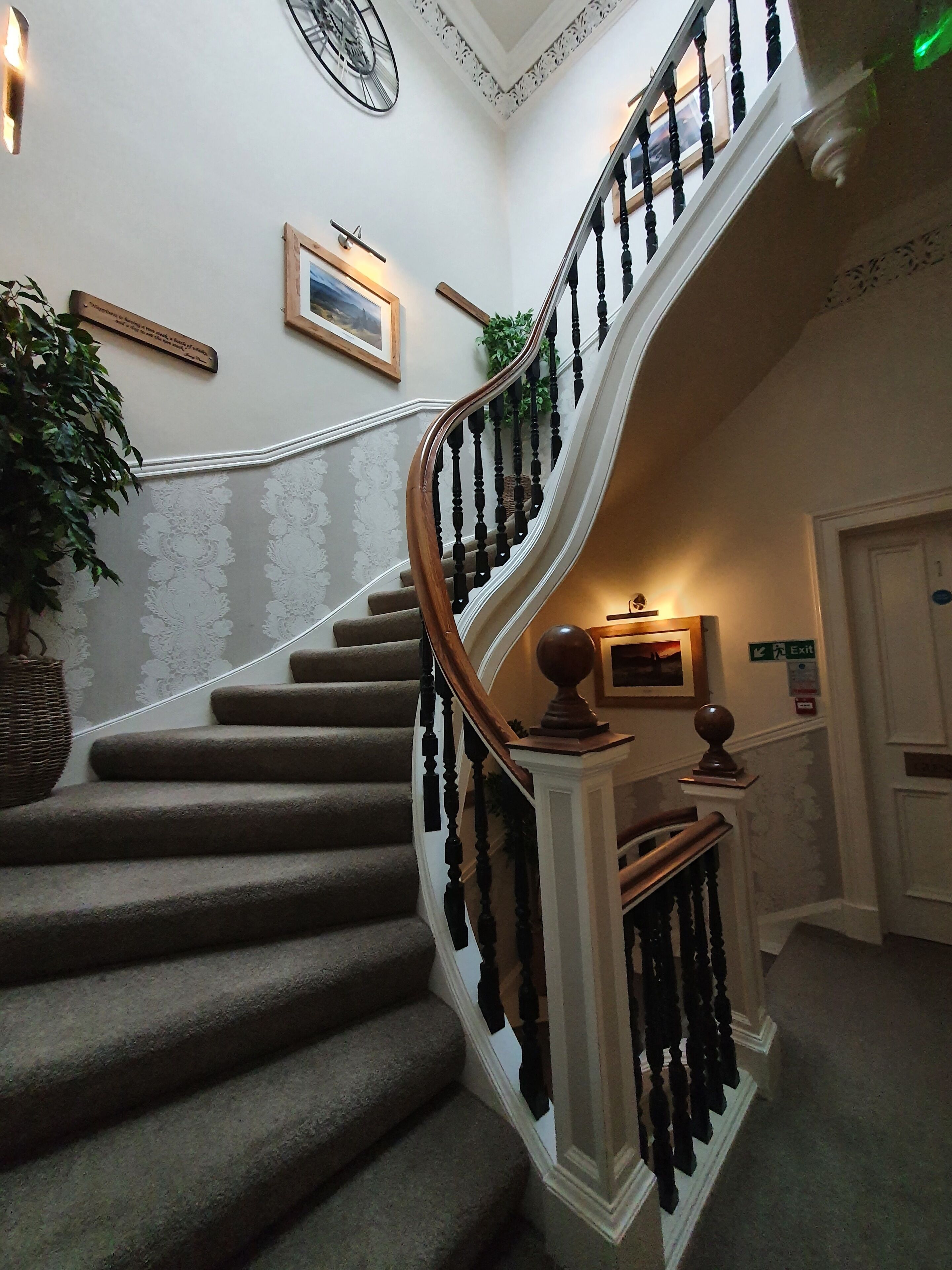 Photo - 18 Craigmillar Park