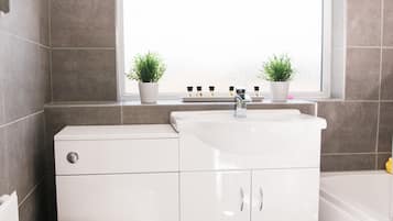 House | Bathroom