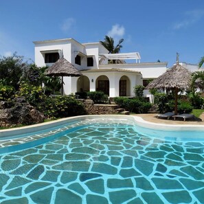 Outdoor pool - Kibali Villas Resort (Malindi)