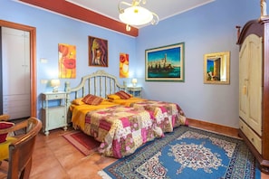 Habitación triple, vistas al lago | Wifi gratis