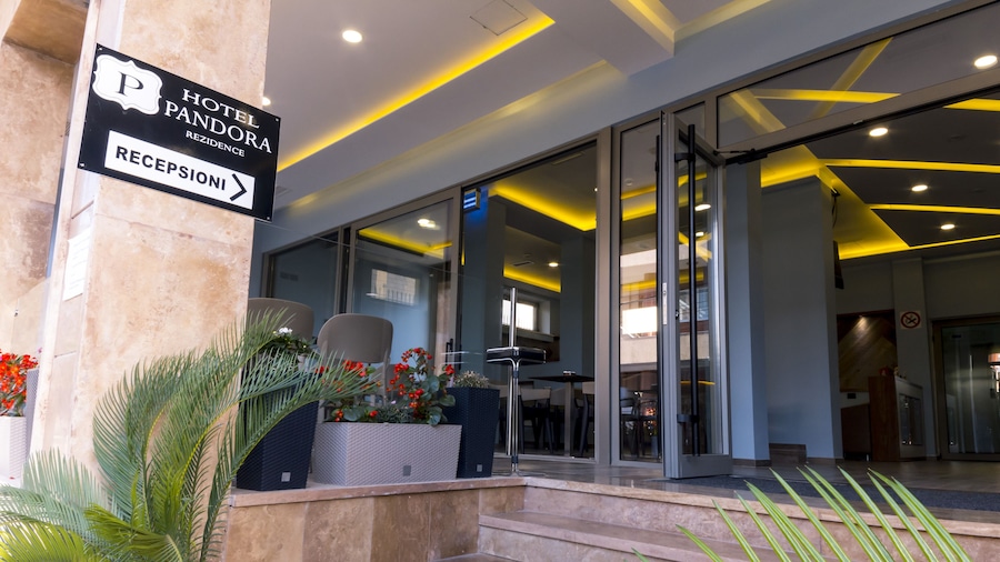 Hotel Pandora Residence