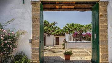 EntrĂ©e de lâhĂ©bergement