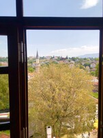 Standard Triple Room | 2 bedrooms, premium bedding, minibar, desk