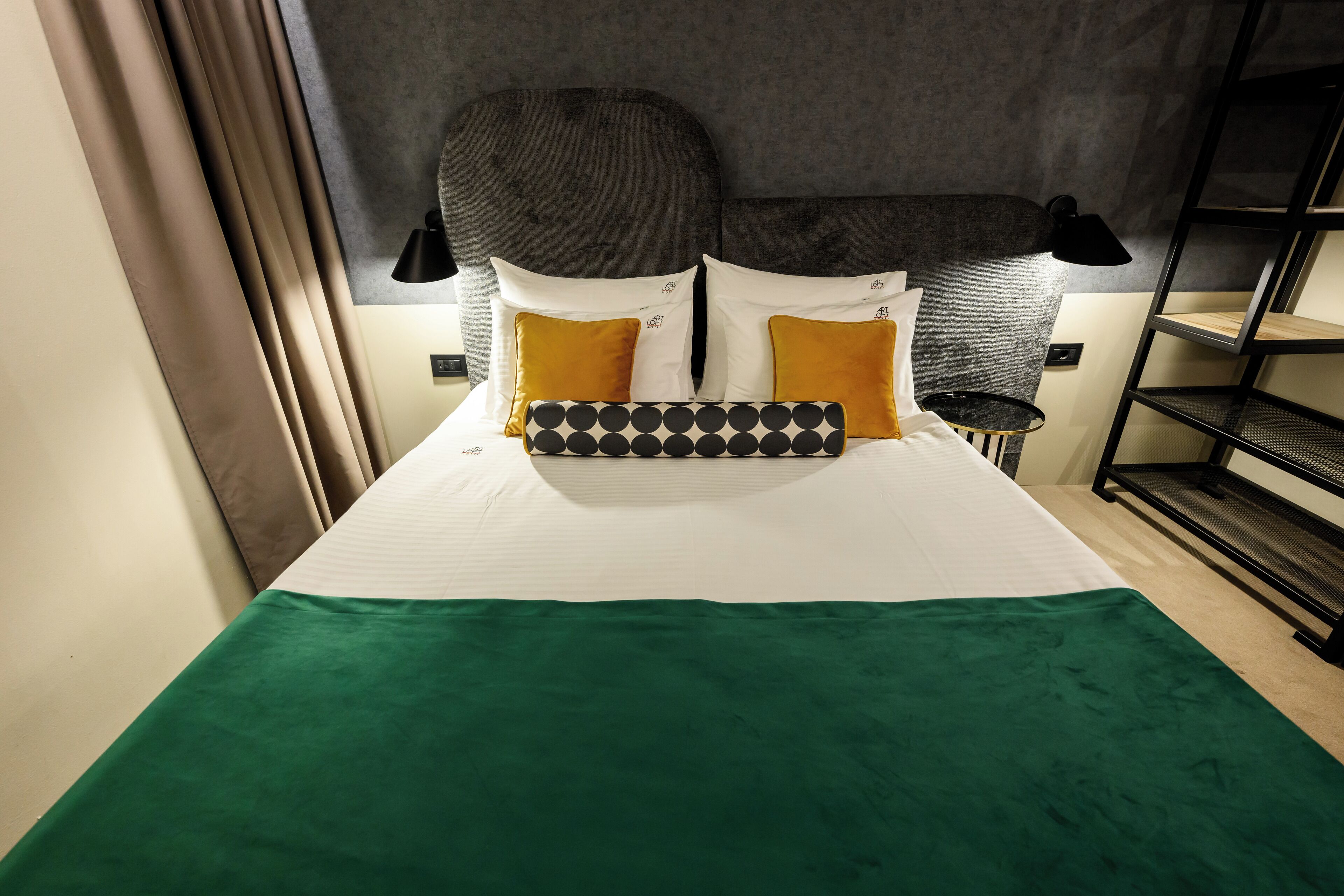 economy double room | 1 bedroom, premium bedding, minibar, in-room safe