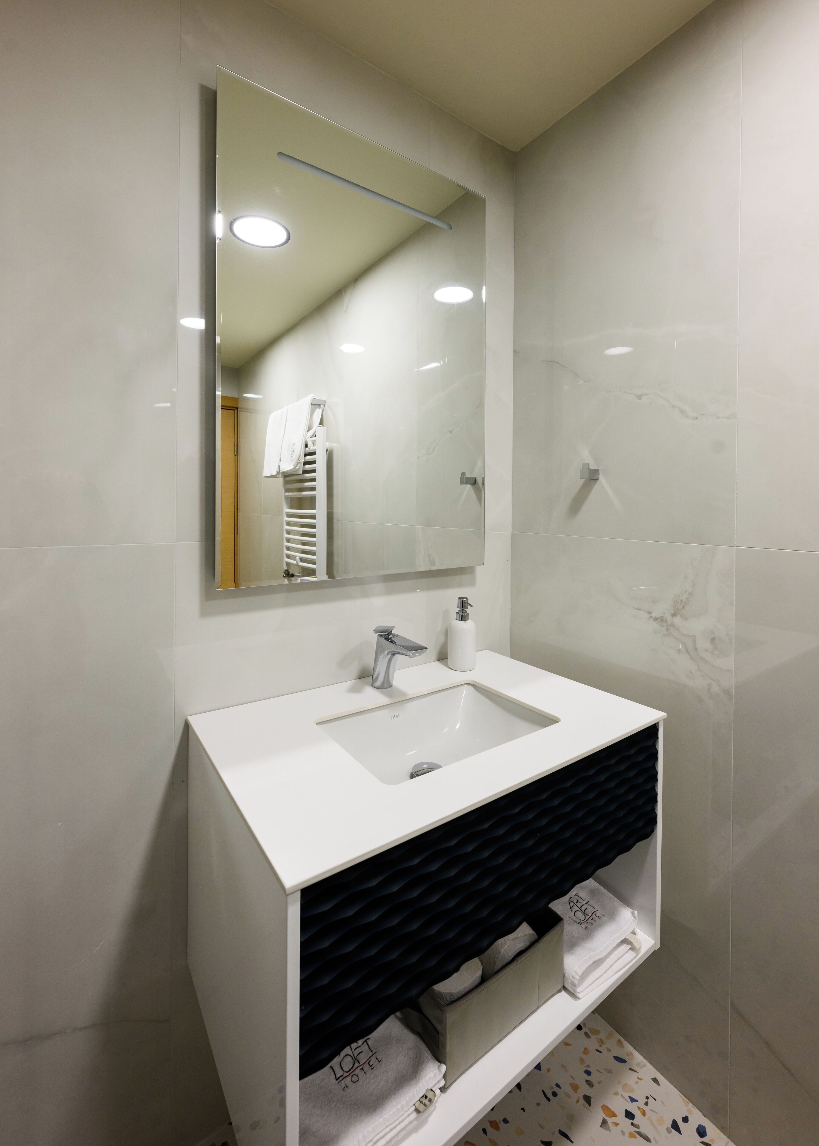 shower, free toiletries, hair dryer, bathrobes