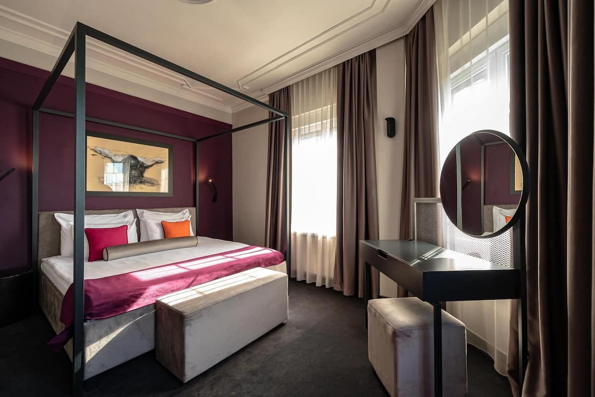 Premium suite | 1 slaapkamer, luxe beddengoed, een minibar, een kluis op de kamer