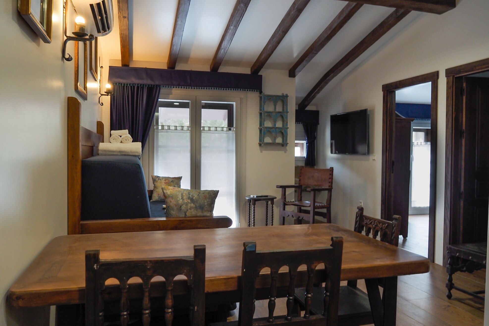 premium apartment, ensuite (26) | lounge