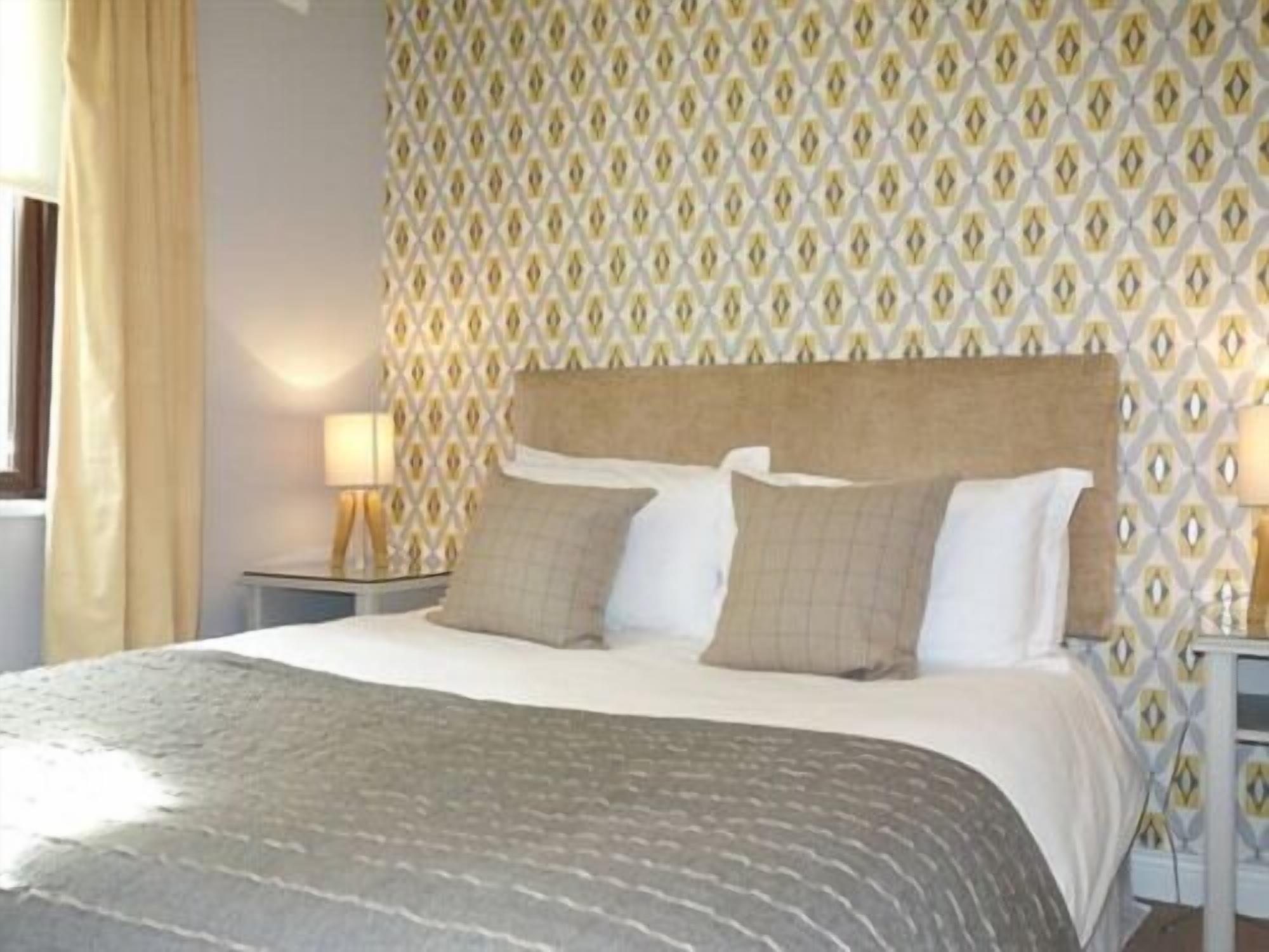 Luxury Apartment, Private Bathroom (2B)